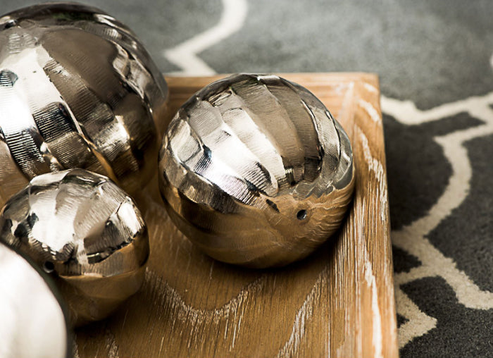 Stylish Silver Metal Decorative Balls: Elevate Your Home Decor